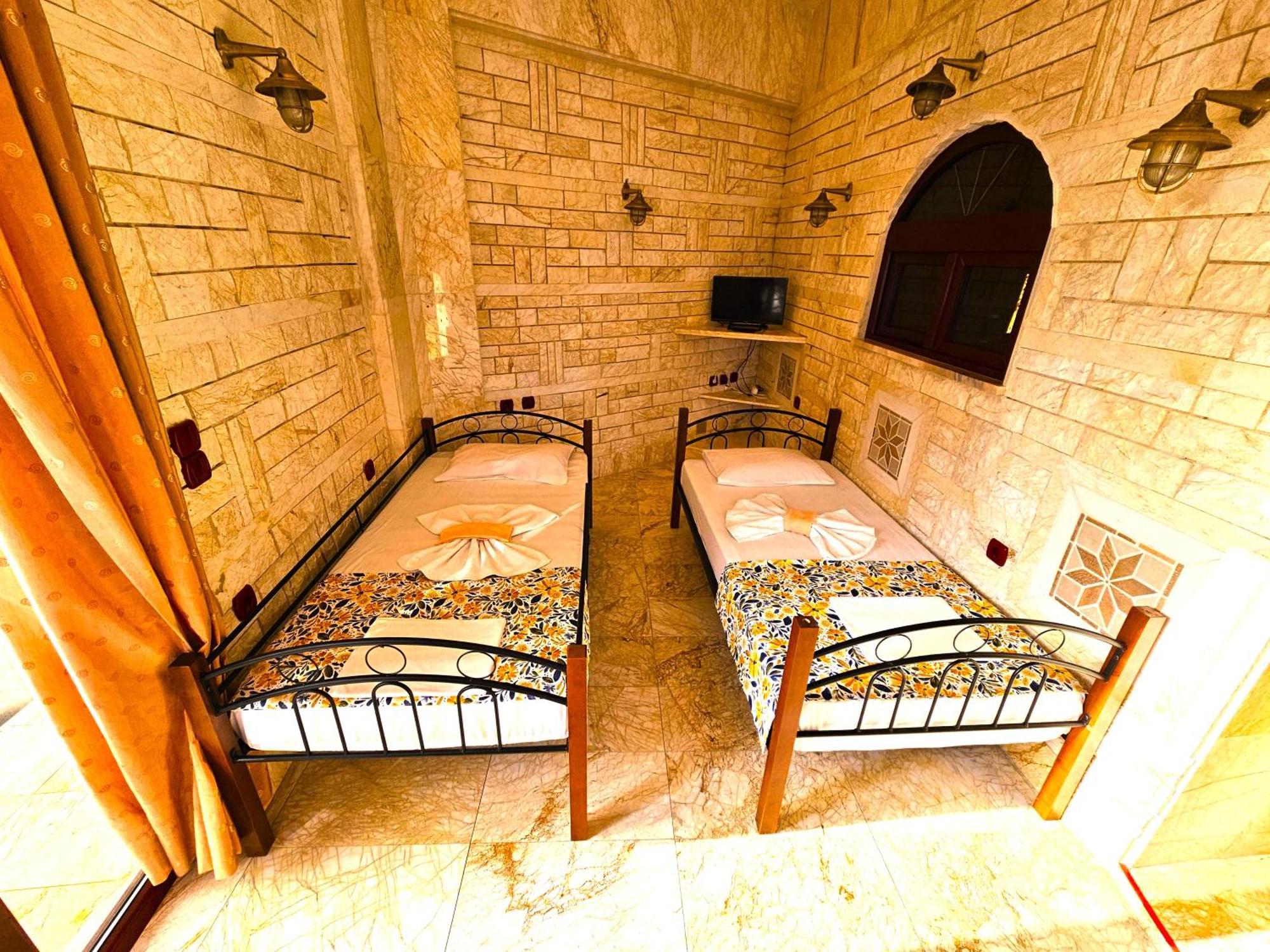 גאיוס Paco'S Resort Holiday Flats מראה חיצוני תמונה